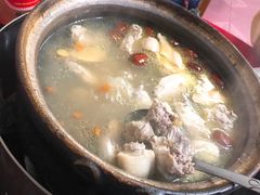 -花苑美食横琴生蚝火锅(拱北粤华路店)
