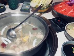 -喃喃椰·糟粕醋·椰子鸡火锅(七堡花园店)
