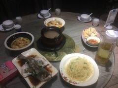 -饭桌故事·血鸭湘(荣宝华店)