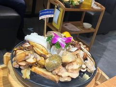 -一朵菌·野生菌探索家火锅(南亚店)