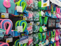 -迪卡侬(西三旗店)