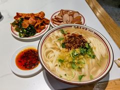 -老王四季抻面(南六东路店)