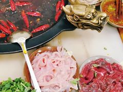 -黄潇洒老火锅(九眼桥宏济巷店)