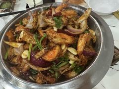 -凤凰路何眼镜香辣蟹(花果园店)