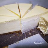 加了个蛋挞，解解我的甜食瘾。拿出冰箱里的cheese