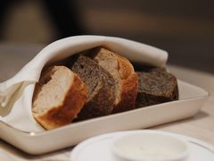 餐前面包-壳里西餐厅Coquille Seafood Bistro(蒙自路店)