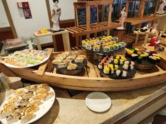 -大中华希尔顿酒店-念自助餐·嗨啤·小龙虾