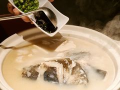 -许爷家·生态湖鲜(徐汇日月光店)