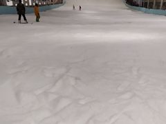 -乔波室内滑雪场