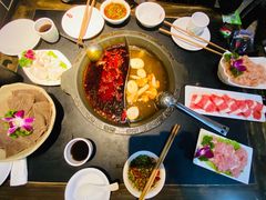 -怡品川宇火锅(宝立方店)