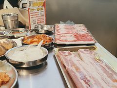 -哈哈碳都·牛肋条无限自助烤肉(宝龙店)