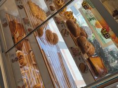 -85度C(生甜甜圈研究工坊·上海平凉店)