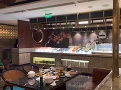 -半岛翡丽海鲜自助餐厅(观风亭店)