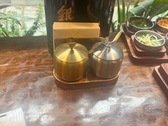 -银米·云南传统过桥米线(双廊黑金冠店)