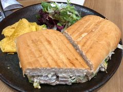 -HELLO 27 意面·沙拉·帕尼尼