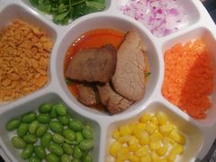 -顺溜·手工刀削面·黑金店(铜锣湾店)