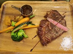 碳烤特选澳洲谷饲西冷牛排-MARU玛露音乐餐厅(大学路店)