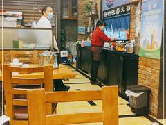 大堂-喇喇排骨火锅·传统韩式脊骨汤(望京西园总店)