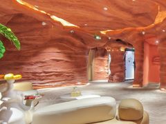 -幸栖洞穴设计酒店(成都春熙路店)