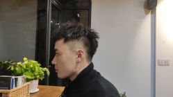 -罗亚帝·NASHOW纳秀形象设计