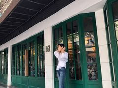 门面-星巴克(武康路店)