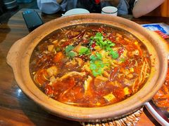 肥肠牛蛙砂锅-马头巷·食景园(苏州总店)