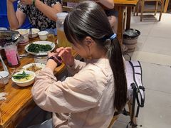 -乡土特色.冷锅鱼.牦牛肉汤锅