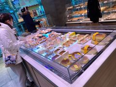 -巴黎贝甜(大宁国际商业广场店)