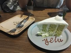 斑斓椰子奶油蛋糕-野路甜点铺(松柏路店)