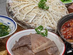-袁山山重庆火锅(丈八北路店)