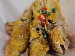 -三顾烤庐·烤鱼·烧烤·龙虾(奉贤店)