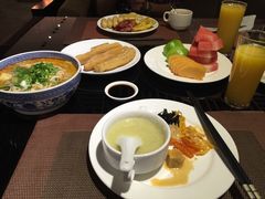 自助早餐-青岛西海岸隆和福朋喜来登酒店