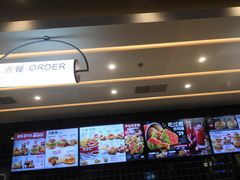 -肯德基(凯德国贸店)
