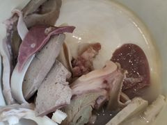 -舜耕山庄四时万和自助餐厅