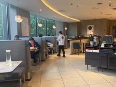 -必胜客(阿诗玛店)