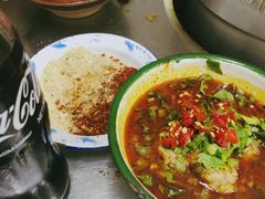 -咏勝锑锅麻辣烫(净居寺路总店)