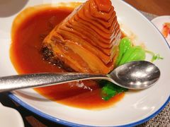 云上千层宝塔-十里弄堂(K11店)