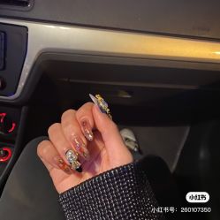 -Pink You美甲洗眉纹绣定制中心