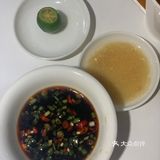 我们吃了不到300块钱，价位还可以，就是人太多