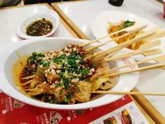 钵钵串串-客临百思德·东北特色馆(龙湖时代天街店)