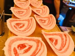 一米长盘猪五花-犟牛家·榴莲烤肉(五棵松店)