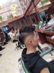 -尼特斯男士发型馆