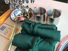 -憨铁匠老火锅(龙岗万科里店)