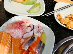 -釜御山海鲜烤肉火锅自助(新城市中心店)