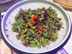 揽菜肉沫炒豆角-胡桃里音乐酒馆(白云五号T5 MALL店)