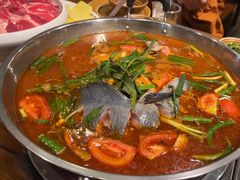 -亮欢寨酸汤鱼(沙冲路店)