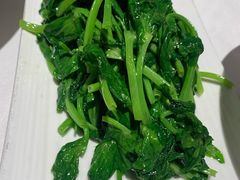清炒豌豆尖-小河盐帮·私家菜·烤鸭(三元桥·霄云路店)