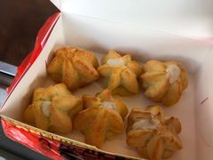 -天品味 一口吃榴莲泡芙