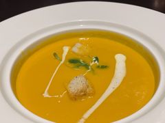 南瓜汤-Golden Lily河内巴黎法越料理餐厅(建国西路店)