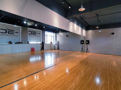 -零下舞度·街舞连锁机构(直沽校区)